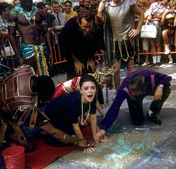 Recognize any of these people? - State & Federal Area - World's Fair