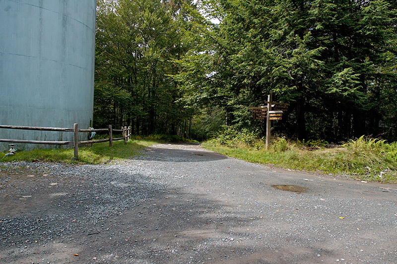 Intersection at the Water Tank (2009)