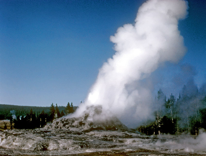 A bigger sulfur mound